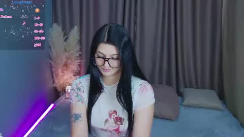 Snapshot of solazolaa chatting on June 2026 01:36:02 AM Sonya online show from June 2026 01:36:02 AM