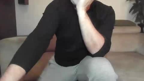 Sole Obedient online show from November 2025 08:20:01 PM