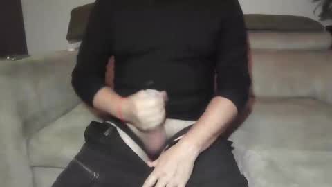 Sole Obedient online show from December 2025 06:27:02 PM