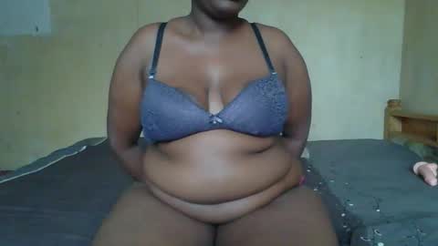 Snapshot of sollybunny chatting on March 2026 02:46:02 PM Solly bunny online show from March 2026 02:46:02 PM