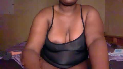 Snapshot of sollybunny chatting on March 2026 03:24:01 AM Solly bunny online show from March 2026 03:24:01 AM