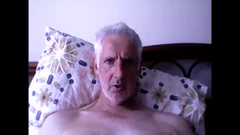 Snapshot of soloman1969 chatting on March 2026 05:44:02 AM Soloman online show from March 2026 05:44:02 AM