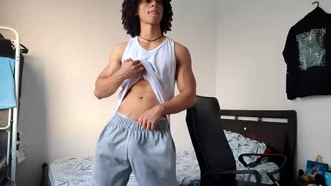 Hi Im Weller Check my Bio  online show from March 2026 10:58:02 PM