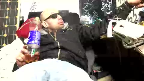 Snapshot of son_e_blacc chatting on December 2024 10:01:02 AM Soni online show from December 2024 10:01:02 AM