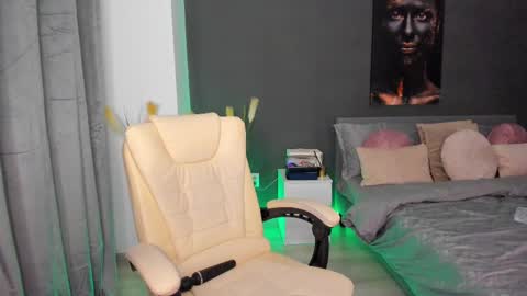 Snapshot of sonia__rey chatting on February 2025 08:50:02 PM Sonia Rey online show from February 2025 08:50:02 PM