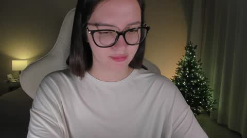 sonia_moon_ online show from December 2024 04:19:01 AM