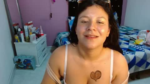 Snapshot of sonialatin69 chatting on December 2024 06:31:01 PM sonialatin69 online show from December 2024 06:31:01 PM