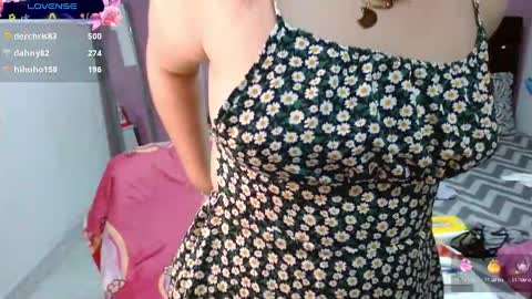 Snapshot of sonialatin69 chatting on January 2025 12:27:01 AM sonialatin69 online show from January 2025 12:27:01 AM