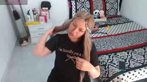 Snapshot of sonialatin69 chatting on October 2025 12:17:02 PM sonialatin69 online show from October 2025 12:17:02 PM