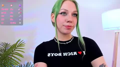 Snapshot of sono_sharingan chatting on February 2026 05:53:01 PM Your ghost wife online show from February 2026 05:53:01 PM