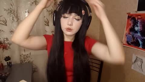 Mila online show from March 2026 04:57:01 PM