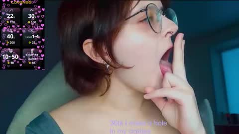 Snapshot of sonya_mikki chatting on December 2025 10:00:02 AM Sonya online show from December 2025 10:00:02 AM