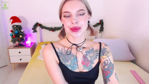 Snapshot of sonyalime chatting on December 2024 07:29:01 AM Sonya Lime online show from December 2024 07:29:01 AM