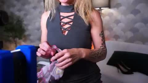 Sonya online show from August 2026 04:53:02 PM
