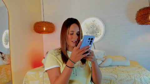 sophi_cooper29 online show from April 2026 11:03:02 PM