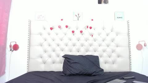 sophia__beauty online show from October 2025 06:36:01 PM