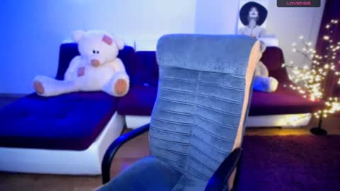 sophia__olsen online show from December 2024 09:44:01 AM