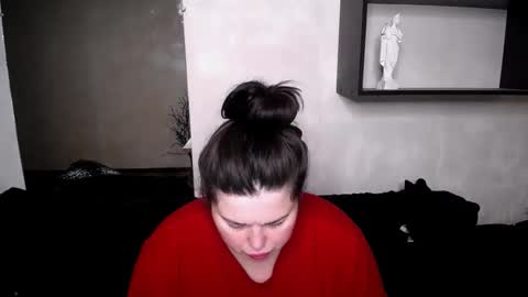 sophia__olsen online show from October 2025 05:30:01 AM