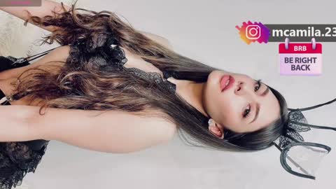 Snapshot of sophia_bones chatting on December 2024 06:01:02 PM SophiI online show from December 2024 06:01:02 PM