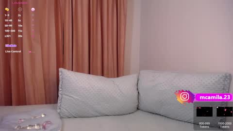 Snapshot of sophia_bones chatting on January 2025 01:08:01 AM SophiI online show from January 2025 01:08:01 AM