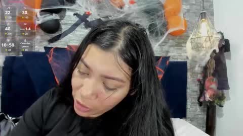 Sophia  online show from October 2025 11:55:01 AM