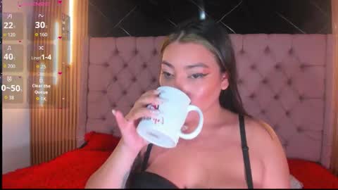 Snapshot of sophia_brunett chatting on February 2026 03:51:02 AM Sophia online show from February 2026 03:51:02 AM