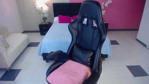 Snapshot of sophia_brunette21 chatting on September 2025 11:45:01 AM sophia_brunette21 online show from September 2025 11:45:01 AM