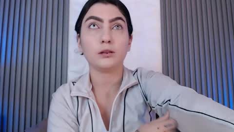Snapshot of sophia_dk chatting on September 2025 04:50:01 PM sophia hottie online show from September 2025 04:50:01 PM