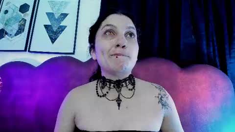 sophia hottie online show from June 2026 02:48:02 PM
