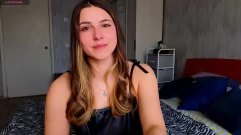 Snapshot of sophia_euphoria chatting on April 2026 08:53:02 AM Sophia online show from April 2026 08:53:02 AM