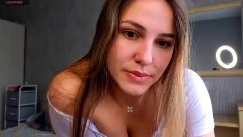 Snapshot of sophia_euphoria chatting on May 2026 09:47:02 AM Sophia online show from May 2026 09:47:02 AM