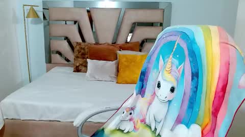 Sophia  online show from January 2025 05:26:01 PM