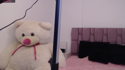 Snapshot of sophia_karsonn chatting on January 2025 10:00:02 AM Sophia Carson online show from January 2025 10:00:02 AM