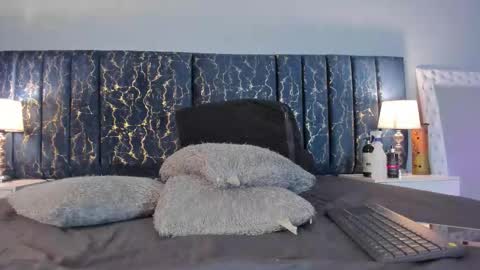 Sofia  online show from January 2026 02:00:01 PM