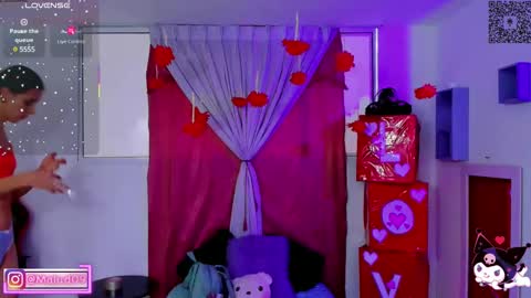 Snapshot of sophia_milano chatting on February 2025 12:00:02 PM sophia_milano online show from February 2025 12:00:02 PM