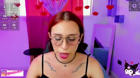 Snapshot of sophia_milano chatting on February 2025 05:15:02 PM sophia_milano online show from February 2025 05:15:02 PM