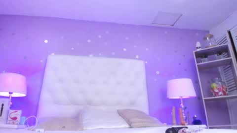 Snapshot of sophia_models chatting on February 2025 07:42:01 PM Sophia online show from February 2025 07:42:01 PM