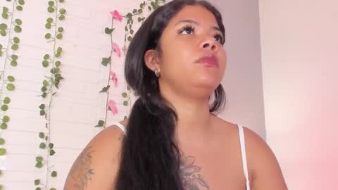 Snapshot of sophia_stonne chatting on December 2024 11:43:02 AM S O P H I A online show from December 2024 11:43:02 AM
