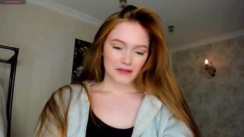 Sophia online show from September 2025 06:24:02 AM