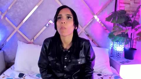 Sophia Paris online show from December 2025 01:54:01 AM