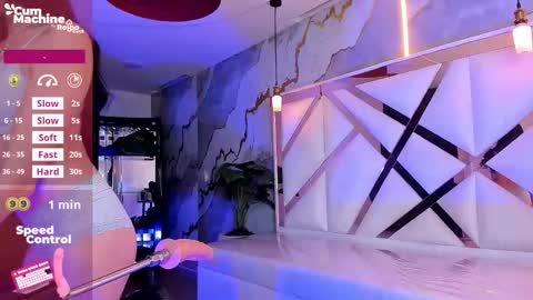 sophiadoll_tf online show from November 2025 08:08:01 PM