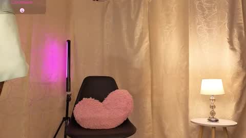 Snapshot of sophiadumont chatting on October 2025 12:44:02 AM Sophia online show from October 2025 12:44:02 AM