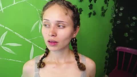 Snapshot of sophiamiller6 chatting on August 2026 02:36:02 AM sophiamiller6 online show from August 2026 02:36:02 AM