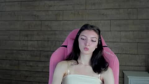 Snapshot of sophiaprove chatting on November 2025 05:57:01 PM SophiaProve online show from November 2025 05:57:01 PM