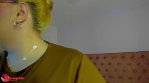 Snapshot of sophiarossee chatting on March 2026 12:12:02 PM Sofi online show from March 2026 12:12:02 PM