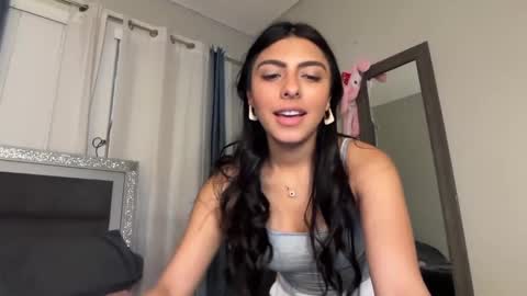 Sophia online show from October 2025 10:31:01 PM