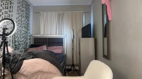 Sophia online show from January 2026 05:27:02 PM