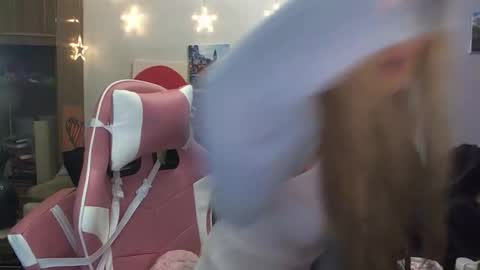 SophiaSonata online show from November 2025 09:28:01 PM