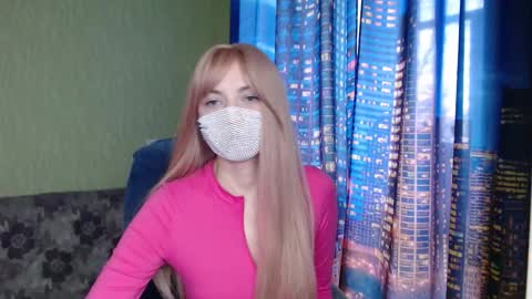 Sophie online show from February 2026 01:06:01 PM