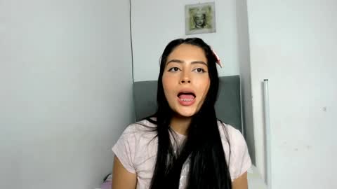 Sophie online show from December 2024 07:41:02 PM